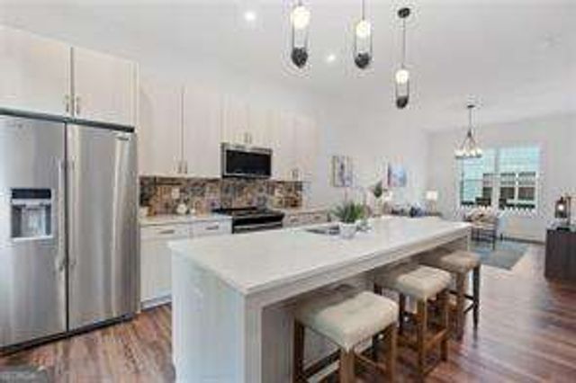 152 Color Circle, Atlanta, GA 30317