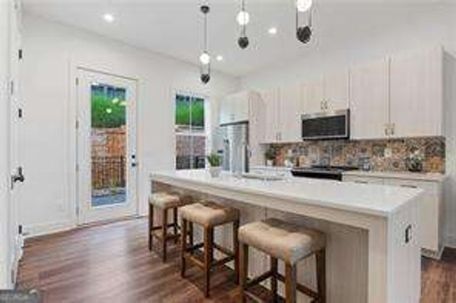152 Color Circle, Atlanta, GA 30317