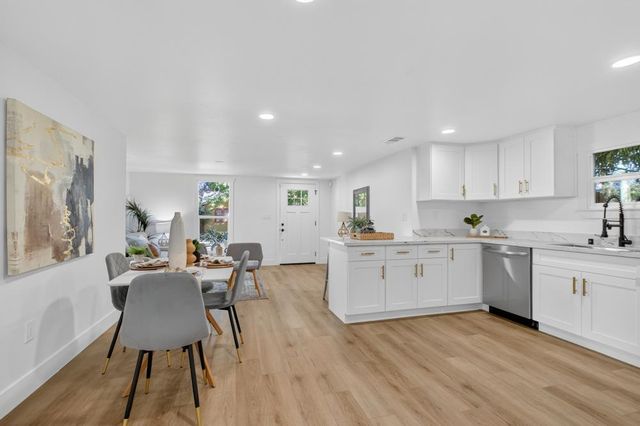 1418 23rd St, Sacramento, CA 95816
