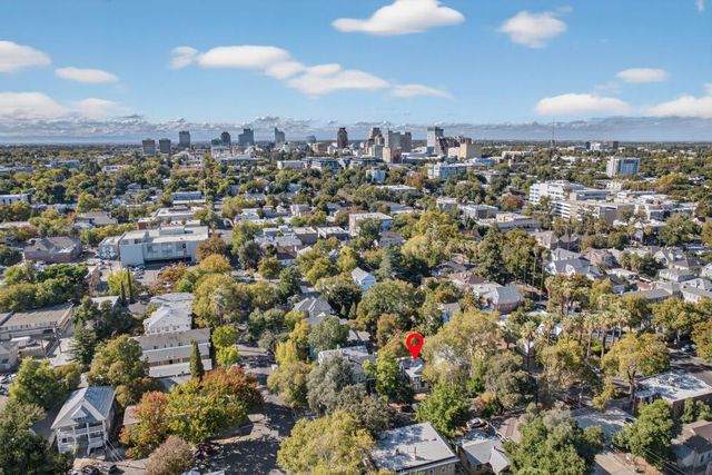 1418 23rd St, Sacramento, CA 95816