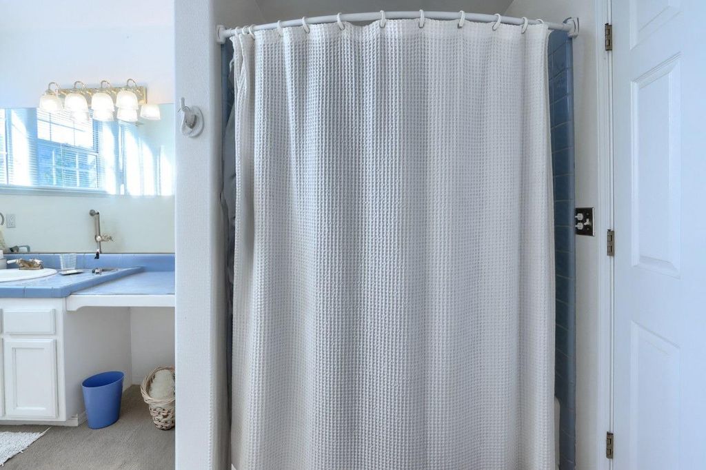 Image 39 of property listing at 36328 Finegold Creek Drive, North Fork, CA 93643