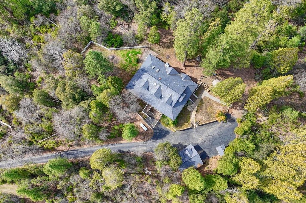 Image 64 of property listing at 36328 Finegold Creek Drive, North Fork, CA 93643