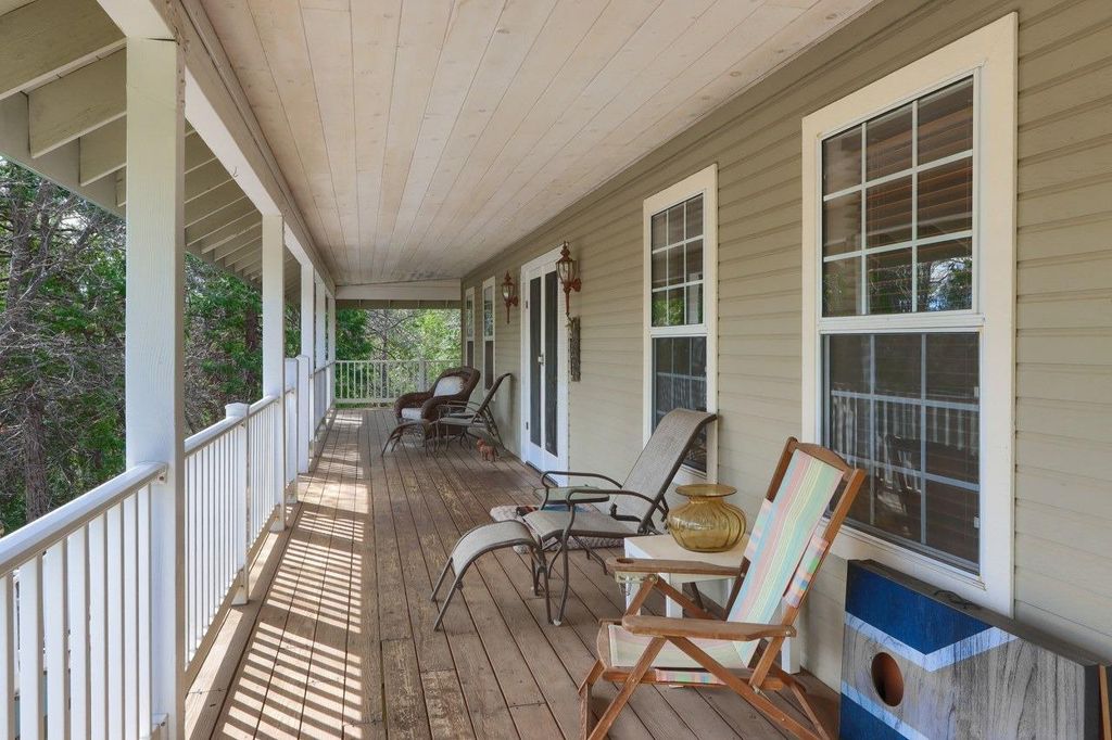 Image 8 of property listing at 36328 Finegold Creek Drive, North Fork, CA 93643