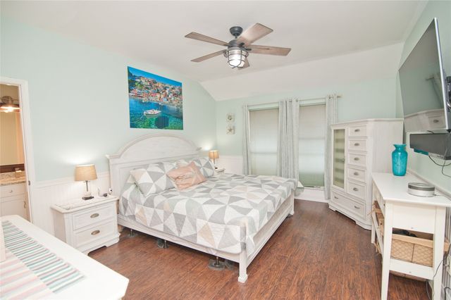 757 Winding Oak Bend, Lake Dallas, TX 75065