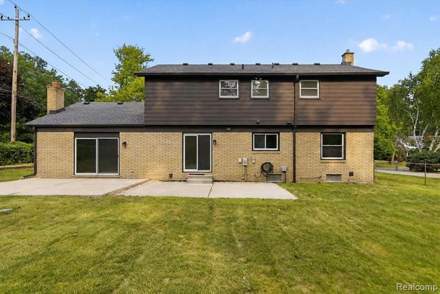 16941 Shrewsbury Street, Livonia, MI 48154