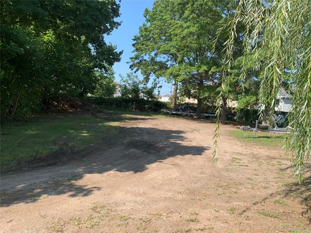 Davenport Court, Howard Beach, NY 11414
