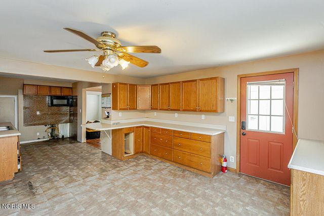2225 Rood Street, Toledo, OH 43613