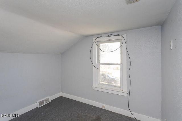 2225 Rood Street, Toledo, OH 43613