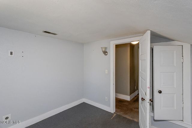 2225 Rood Street, Toledo, OH 43613