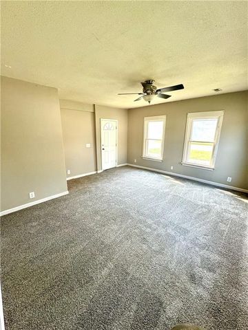 736 Brown Avenue, Osawatomie, KS 66064