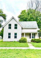 736 Brown Avenue, Osawatomie, KS 66064