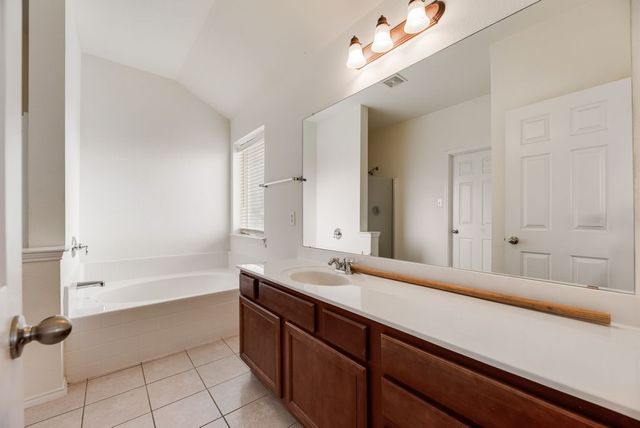 4241 Enchanted Rock Lane, Fort Worth, TX 76244