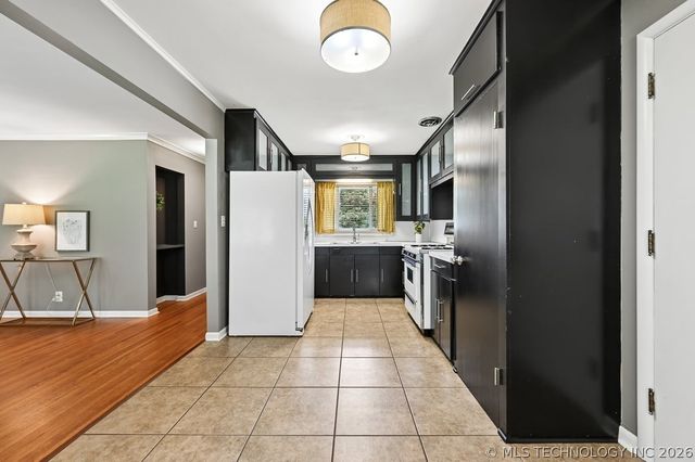 4803 E 25th Street, Tulsa, OK 74114