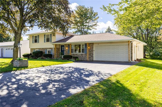 111 Stoneycreek Drive, Greece, NY 14616