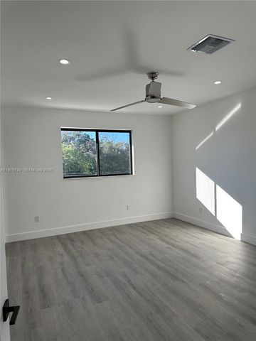 4655 SW 32nd Ave 2B, Dania Beach, FL 33312