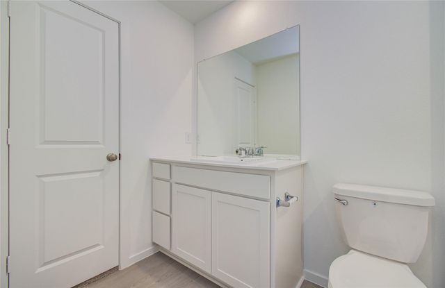 9011 Cape Birdland Drive, Baytown, TX 77521