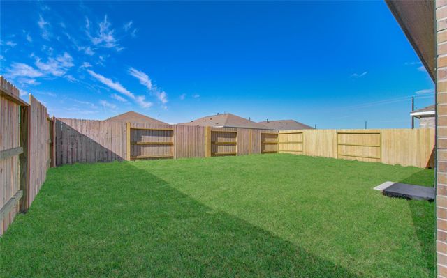 9011 Cape Birdland Drive, Baytown, TX 77521