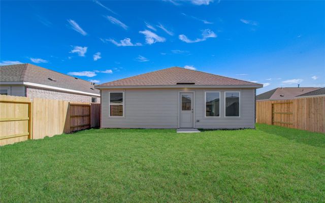 9011 Cape Birdland Drive, Baytown, TX 77521