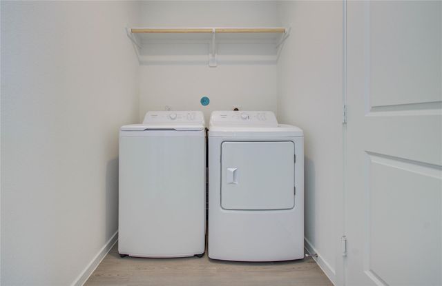 9011 Cape Birdland Drive, Baytown, TX 77521