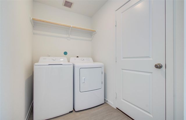 9011 Cape Birdland Drive, Baytown, TX 77521