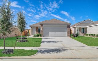 9011 Cape Birdland Drive, Baytown, TX 77521