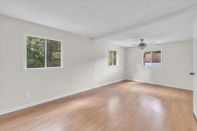 824 Carter Blake Rd, Tullahoma, TN 37388