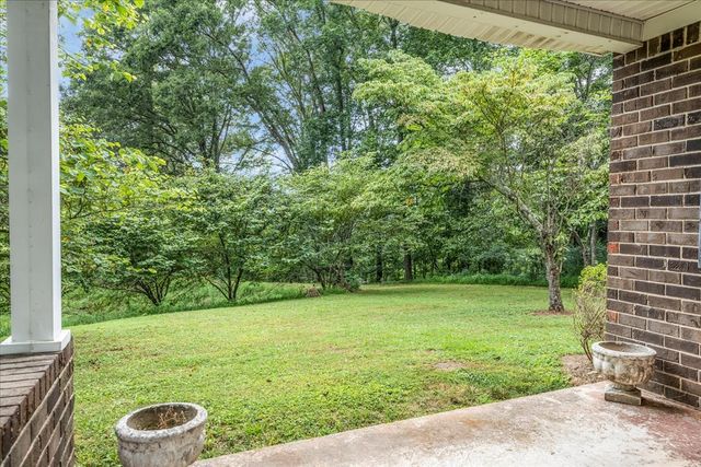 824 Carter Blake Rd, Tullahoma, TN 37388
