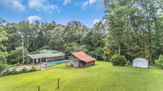 824 Carter Blake Rd, Tullahoma, TN 37388