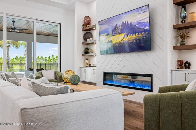 8350 Waxwing Cr Circle, Melbourne, FL 32940