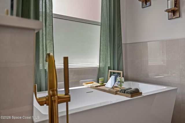 8350 Waxwing Cr Circle, Melbourne, FL 32940