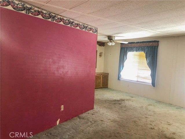 400 E Roberts 99, Bakersfield, CA 93308