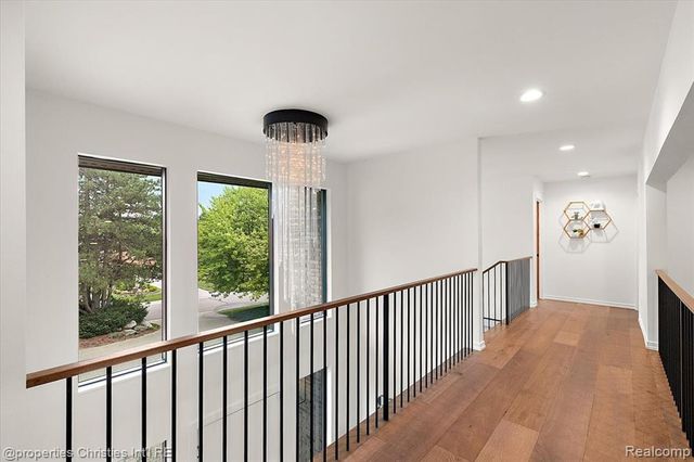 4740 W Wickford, Bloomfield Hills, MI 48302