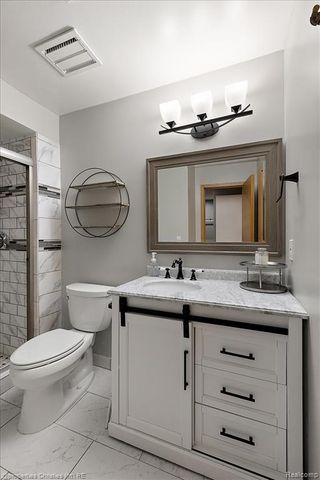 4740 W Wickford, Bloomfield Hills, MI 48302
