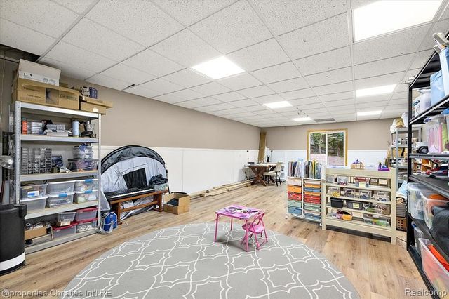 4740 W Wickford, Bloomfield Hills, MI 48302