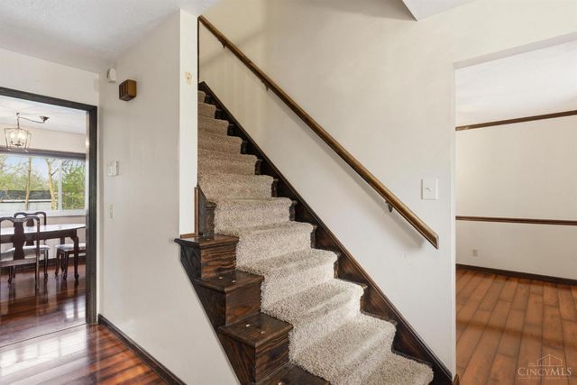 5667 crooked tree Lane, Miami Twp, OH 45150