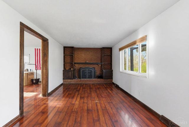 5667 crooked tree Lane, Miami Twp, OH 45150