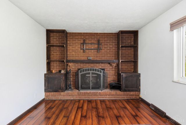 5667 crooked tree Lane, Miami Twp, OH 45150