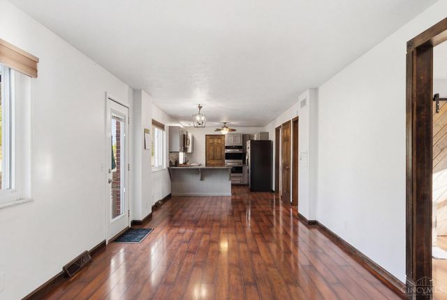 5667 crooked tree Lane, Miami Twp, OH 45150