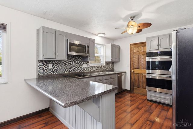 5667 crooked tree Lane, Miami Twp, OH 45150