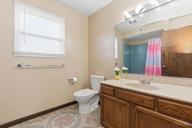 5667 crooked tree Lane, Miami Twp, OH 45150