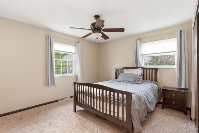 5667 crooked tree Lane, Miami Twp, OH 45150