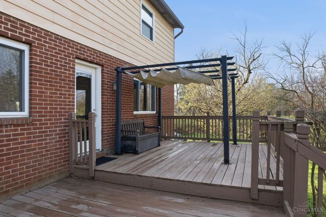 5667 crooked tree Lane, Miami Twp, OH 45150