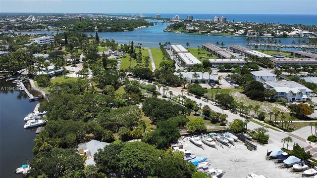 18011 N Highway A1A, Jupiter, FL 33477