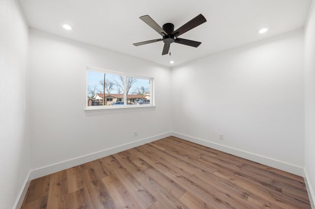 1710 E Tucker Boulevard, Arlington, TX 76010