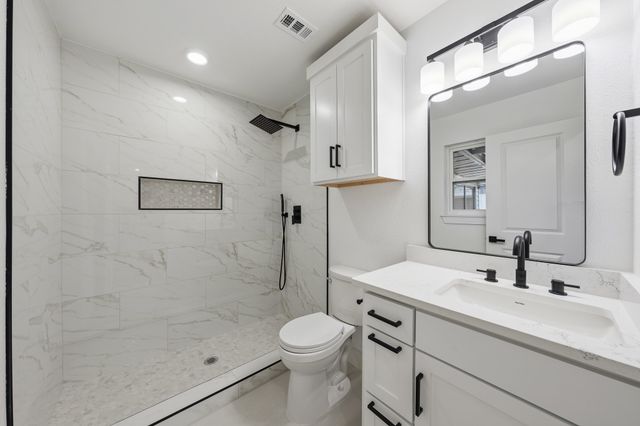 1710 E Tucker Boulevard, Arlington, TX 76010