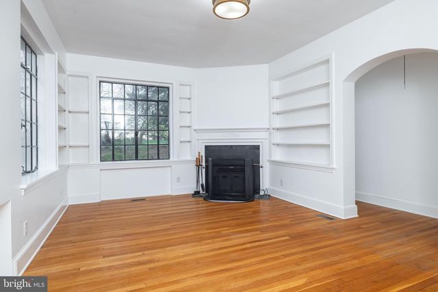 2701 MONTCHANIN RD, Wilmington, DE 19807