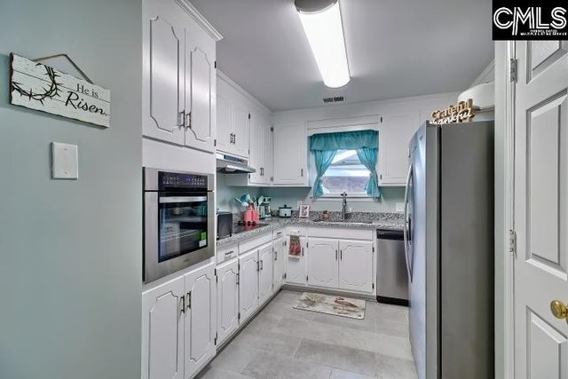 106 Meadowview Court, West Columbia, SC 29169