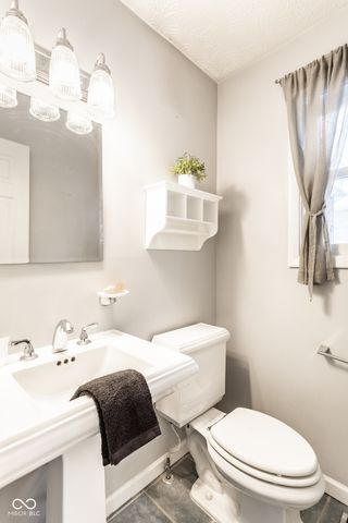 4466 N Washington Boulevard, Indianapolis, IN 46205