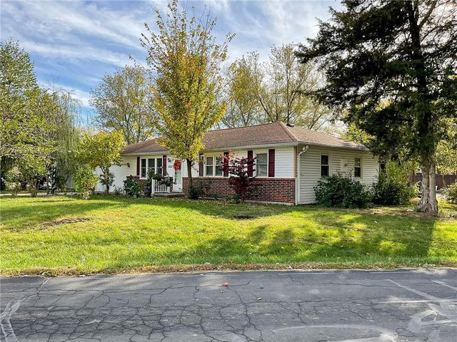 2531 Maplewood Lane, Sedalia, MO 65301