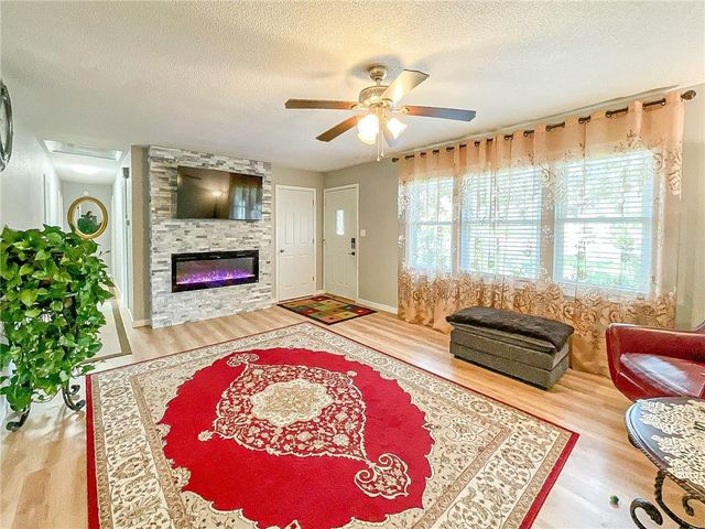 2531 Maplewood Lane, Sedalia, MO 65301